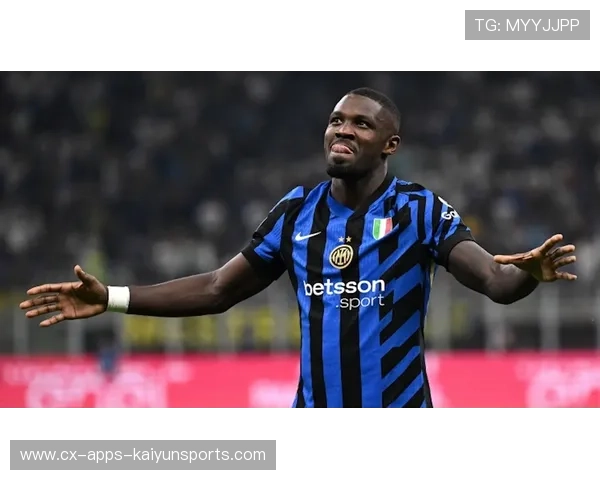 小图拉姆驰援法国队，转会传闻再起——足球界的焦点旋涡