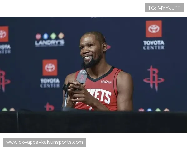 火箭不轮休宠球迷——深情不及在电竞场上的激情