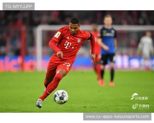 拜仁慕尼黑—莱万弧顶远射直挂死角